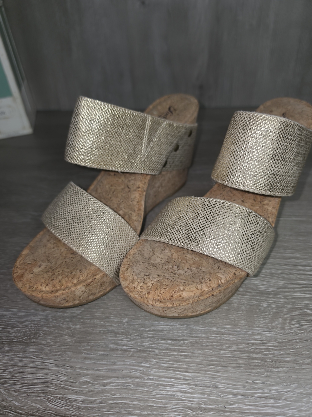 Lucky Brand Magnolia Metallic Gold Stretch Strap Cork Wedge Sandals Women's 9
